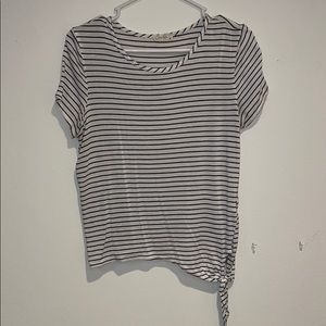 striped tshirt - front knot - soft material